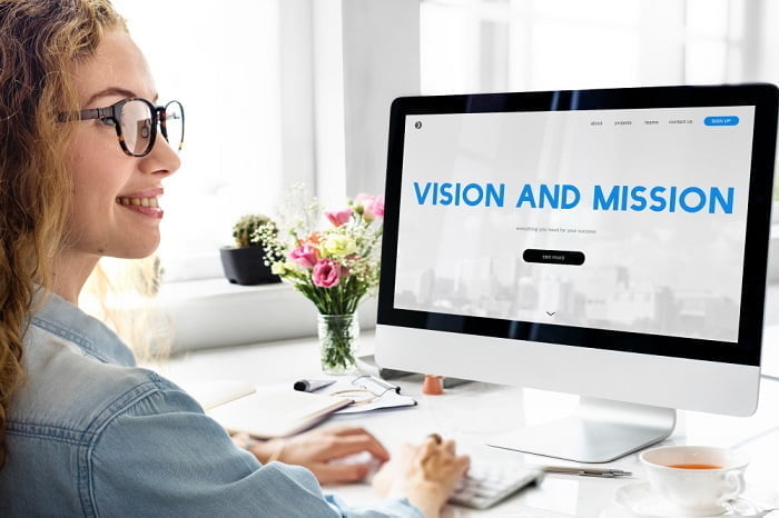 Tầm nhìn và sứ mệnh là gì? Ý nghĩa & cách xác định tầm nhìn sứ mệnh